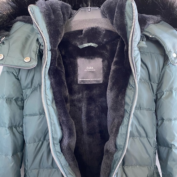 Dark green fur-lined Zara winter jacket - Picture 4 of 6